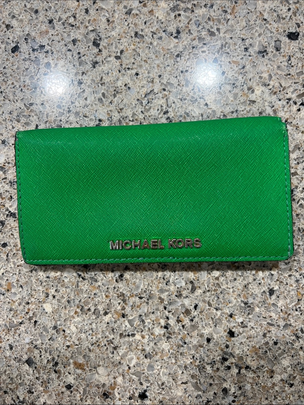 Michael Kors Green Saffiano Leather Long Wallet z22